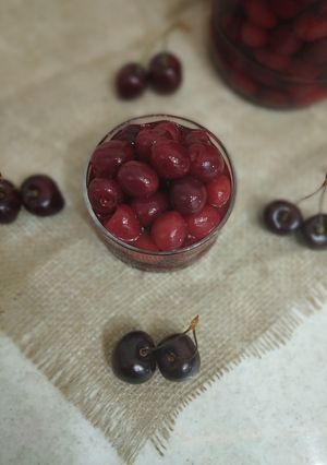 عکسی از دستور کمپوت گیلاس