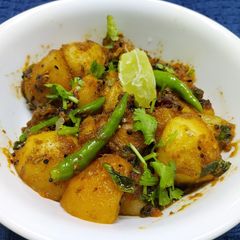 A picture of Achari Aloo.