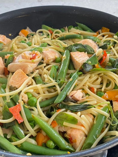 A picture of Drunkard Linguine or Pad Khi Mao.