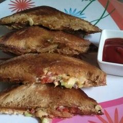 A picture of # Tiffin box # Cheese sandwich.
