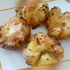 A picture of Parmesan spuds.