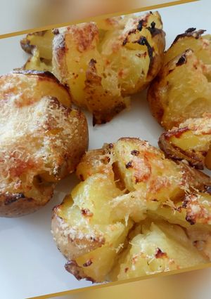 A picture of Parmesan spuds.