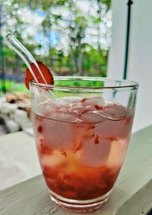 Foto resep Fresh Strawberry Honey Soda