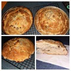 Una foto de Panettone con cobertura de Almendras
