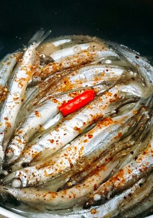 Hình của món Cá trứng kho củ nén.