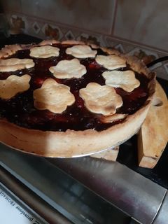 Una foto de Tartaleta de frutos rojos y manzana
