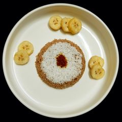 A picture of Red rice puttu.