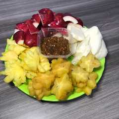 A picture of Rujak Buah Segar.