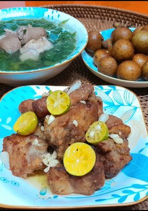 Hình của món Cơm nhà đơn giản với đuôi heo.