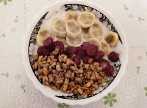 Una foto de Desayuno de avena vegano 👩🏻‍🍳