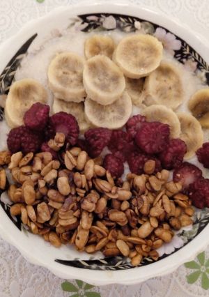 Una foto de Desayuno de avena vegano 👩🏻🍳