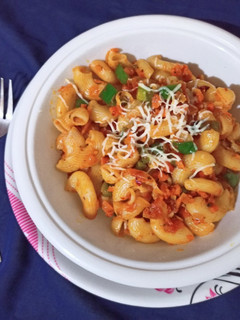ચીઝ મેક્રોની (Cheese Macaroni Recipe In Gujarati) રેસીપી મુખ્ય ફોટો