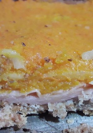 Una foto de Tarta de calabacín y jamón