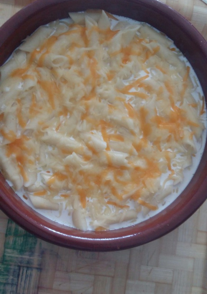 Una foto de Macarrones con Bechamel y Quesos