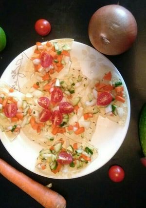 A picture of Masala papad.