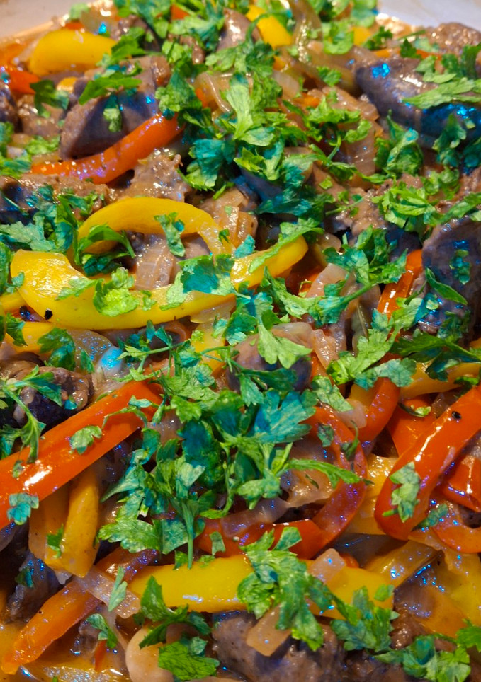 A picture of Keto Wors and Sweet Peppers.