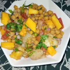 A picture of Spiced Chickpea Mango Chaat.