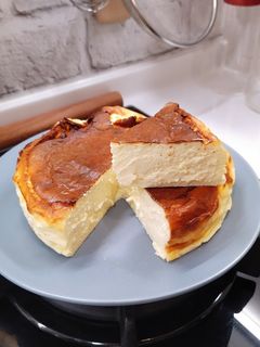 巴斯克乳酪蛋糕(赤蘚糖醇-氣炸鍋版) 的食譜成品照片