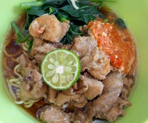 Masakan Unik Mie kangkung seger Ala Warung