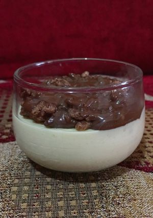 Foto resep Panacota with scrumble chocolate
