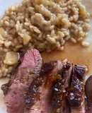 Magret de pato con risotto de manzana y salsa de mandarina
