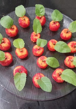ऐपल बर्फी (apple barfi recipe in Hindi) रेसिपी मुख्य फोटो