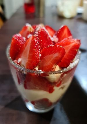 รูปของ Strawberry Trifle