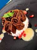Parfaits de Cocoa con Crema Bávaresa y Crema Inglesa