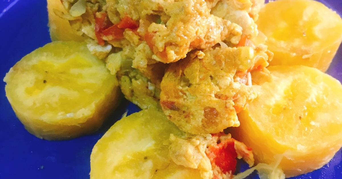 Boiled plantain and fried egg Recipe by risi O Cookpad