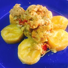 A picture of Boiled plantain and fried egg.