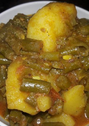 Beans aloo bhaji रेसिपी मुख्य फोटो