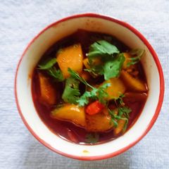A picture of Lauki Tomato Subji.