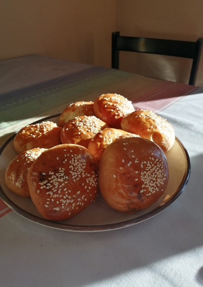 Una foto de Bollos rellenos de queso crema