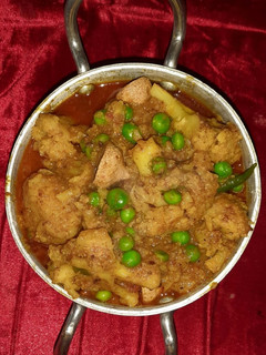 ফুলকপির ডালনা (foolkopir dalna recipe in Bengali) রেসিপির প্রধান ছবি
