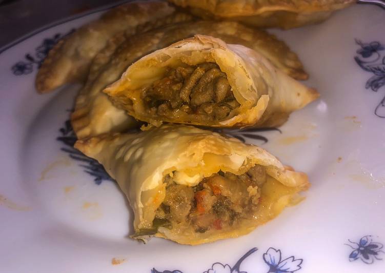 Empanadas 🇦🇷criollas saladas!