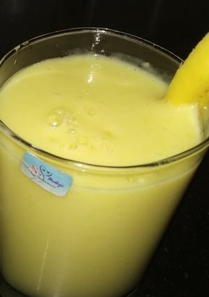 A picture of Mango shake.