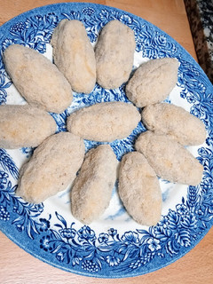Una foto de Croquetas de hongos sin gluten y sin lactosa. Con y sin panificadora