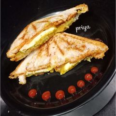 A picture of Bhaji Toast.