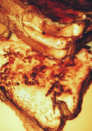 A picture of Omelette toast.