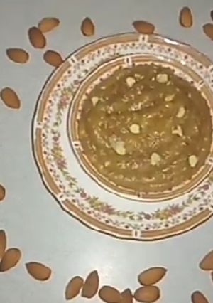 A picture of Lauki ya Bottle Gourd ka halwa.