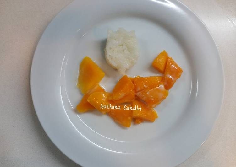 Langkah Mudah untuk Membuat Desert ketan dengan mangga siram vla santan yang Bisa Manjain Lidah