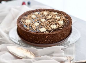 Foto di Crostata Vegana con Hummus Dolce di Ceci al Cacao Senza Cottura