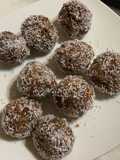 Trufas de porotos Aduki, coco y cacao