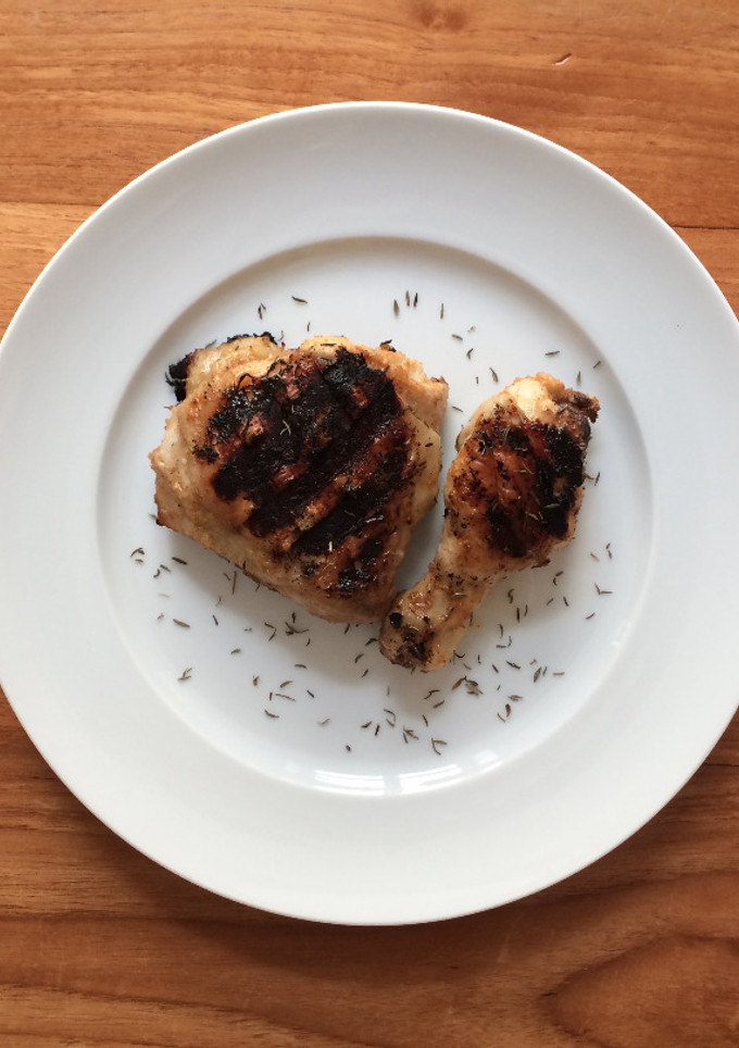 Una foto de Pollo marinado a la parrilla – Receta en 3 pasos