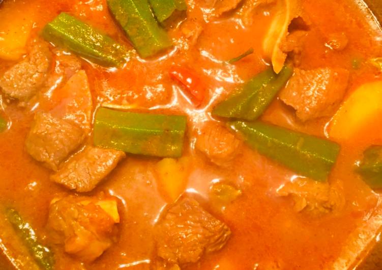 Simple Way to Prepare Favorite Meat curry with potato and bindy