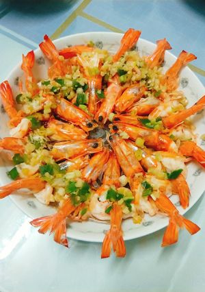 蒜味鮮蝦粉絲 的食譜成品照片