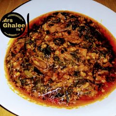 A picture of Special moringa soup with fry groundnuts.