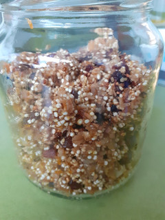 Foto principal de Granola con quinoa a la naranja