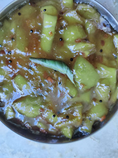 மாங்காய் பச்சடி (Maankaai pachadi recipe in tamil) செய்முறை முக்கிய புகைப்படம்