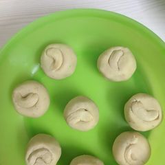 Maida rava laddoo A picture of Maida rava laddoo.